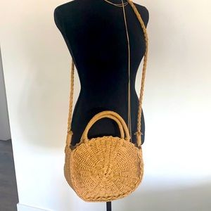 Straw summer bag